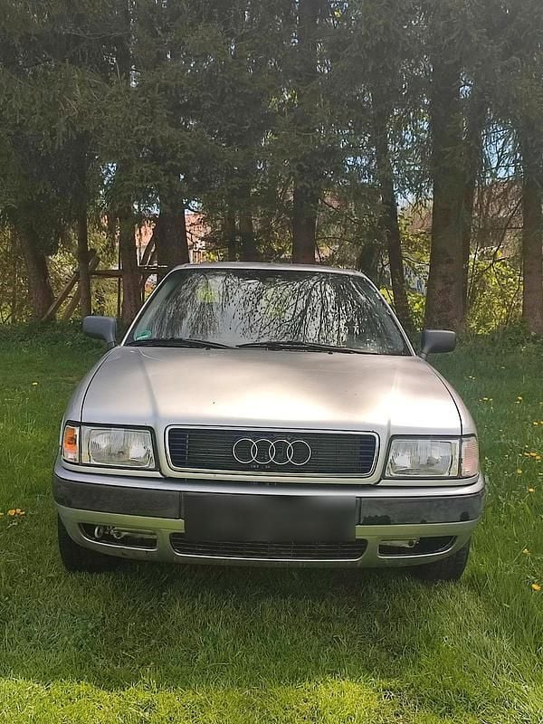Second-hand Audi 80 115 CP (84 kW) 1993 Argintiu Berlinǎ