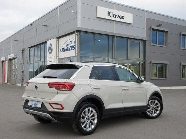 Gebraucht VW T-Roc Life 150 PS (110 kW) 2023 Grau SUV