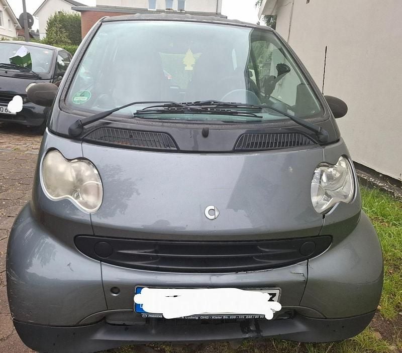 Grau Gebraucht 2002 Smart ForTwo Coupé Passion Coupé | 999 € (Guter Preis) - Bild 1/4