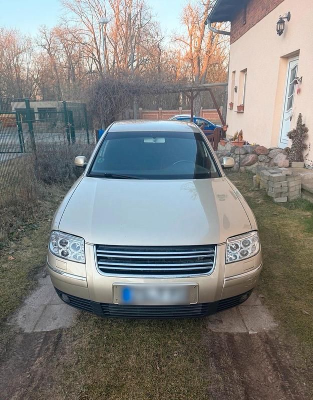 Gebraucht VW Passat 170 PS (125 kW) 2002 Limousine