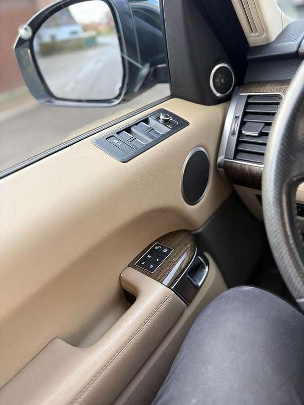 Grün Gebraucht 2017 Land Rover Range Rover Sport HSE SUV | 22.300 € (Guter Preis) - Bild 1/4