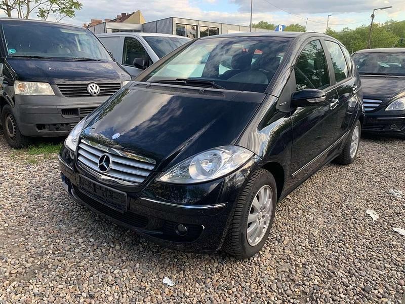 Gebraucht Mercedes A160 82 PS (60 kW) 2008 Kosmosschwarz  metalliclack Kleinwagen