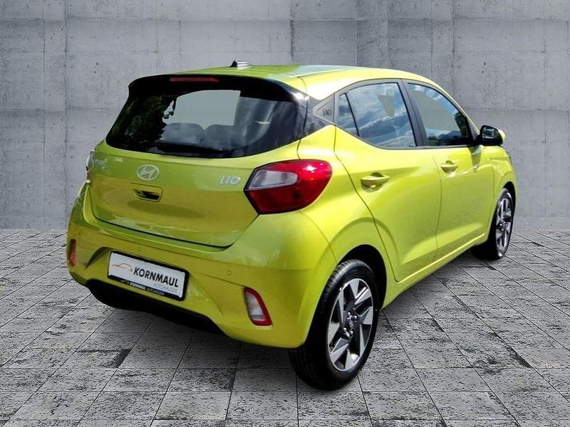 Gebraucht Hyundai i10 Trend 90 PS (66 kW) 2026 Grün Kleinwagen