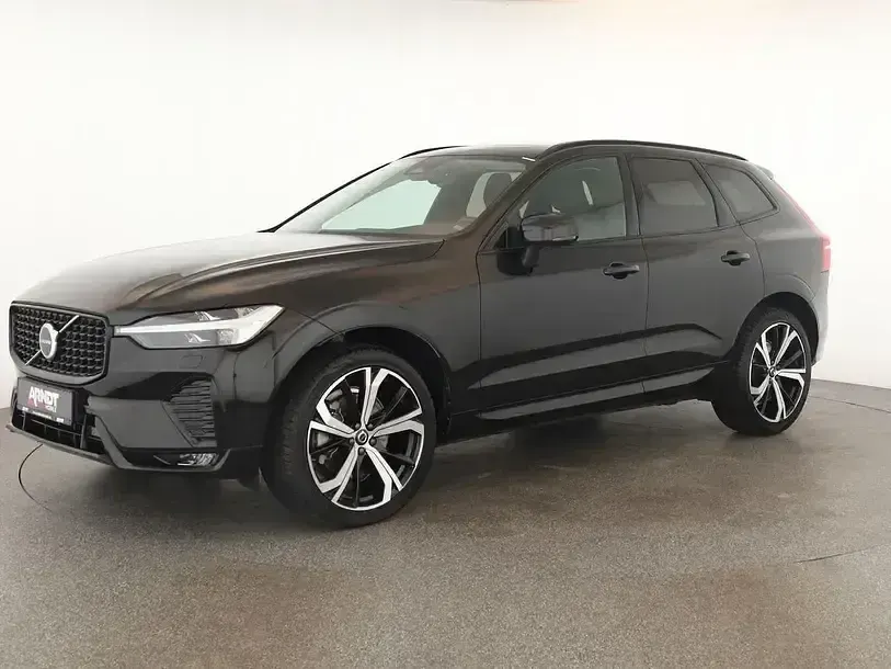 Gebraucht Volvo XC60 Plus 197 PS (144 kW) 2023 Onyx black SUV