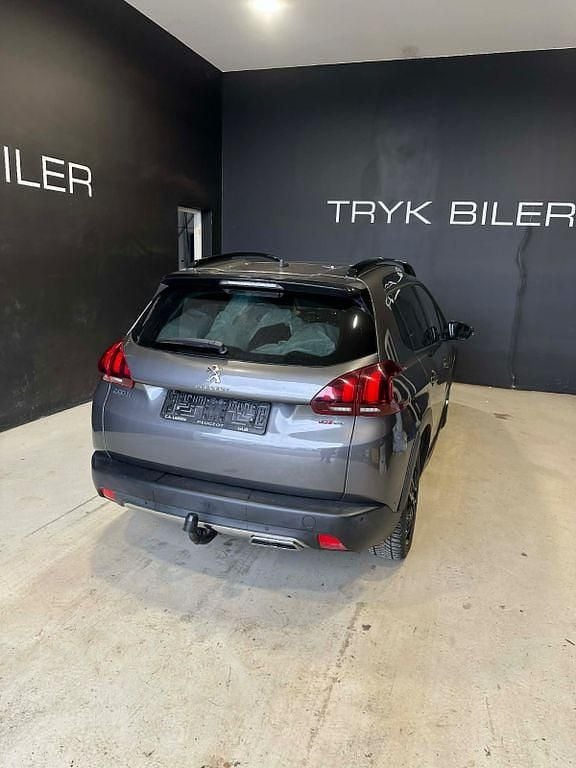 Gebraucht Peugeot 2008 GT-line 120 PS (88 kW) 2019 Grau SUV