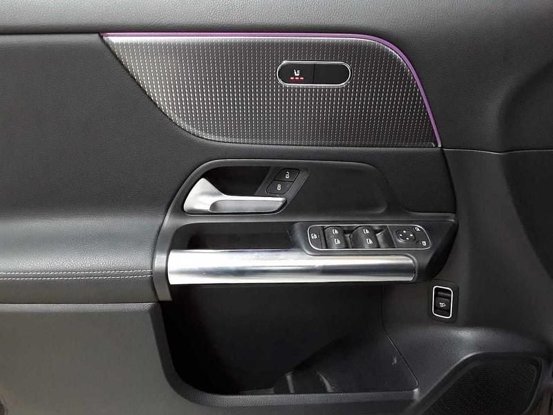 Gebraucht Mercedes EQA250 Progressive 139 kW (190 PS) 2022 Nachtschwarz SUV