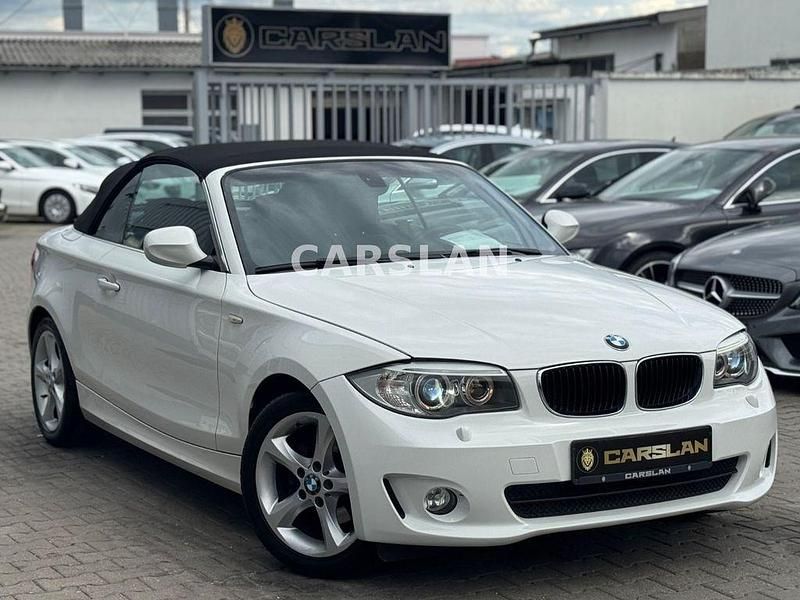 Weiß Gebraucht 2012 BMW 118 Cabriolet Advantage Cabrio | 11.998 € (Fairer Preis) - Bild 1/4