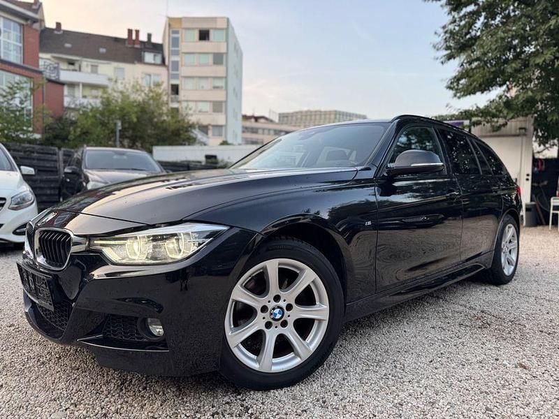 Schwarz Gebraucht 2016 BMW 320 M Sport Limousine | 14.950 € (Superpreis) - Bild 1/4