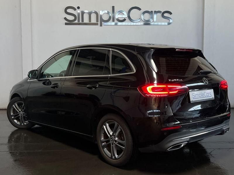 Gebraucht Mercedes B200 150 PS (110 kW) 2021 Schwarz Van / Kleinbus