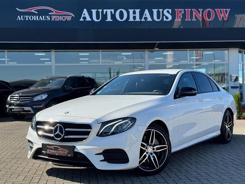 Weiß Gebraucht 2016 Mercedes E200 AMG line Limousine | 22.990 € (Fairer Preis) - Bild 1/4
