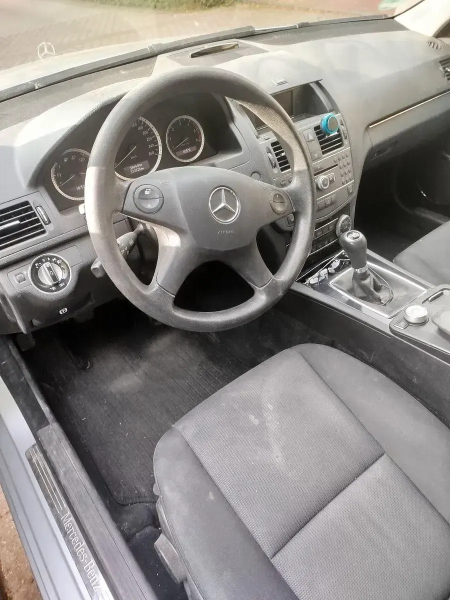 Gebraucht Mercedes C200 136 PS (100 kW) 2010 Silber Kombi