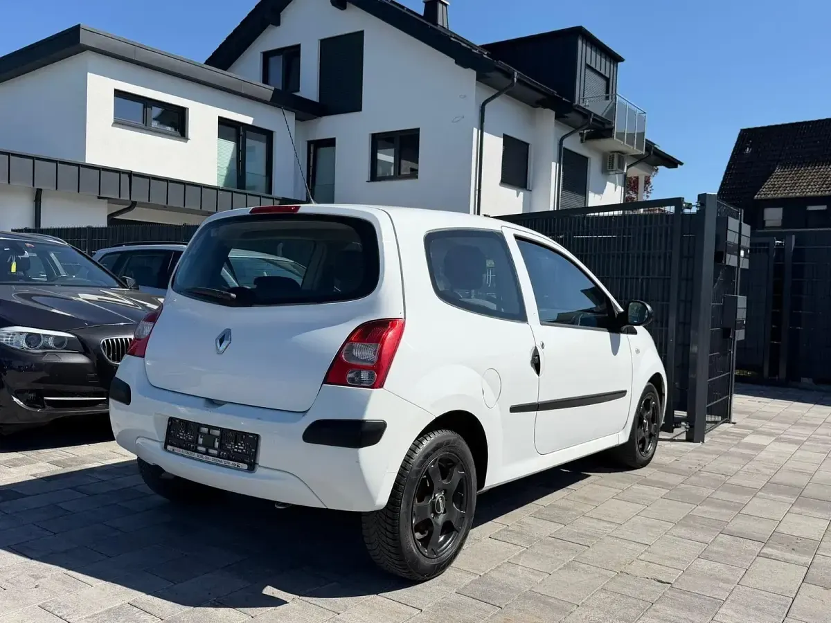 Gebraucht Renault Twingo 75 PS (55 kW) 2009 Weiß Kleinwagen