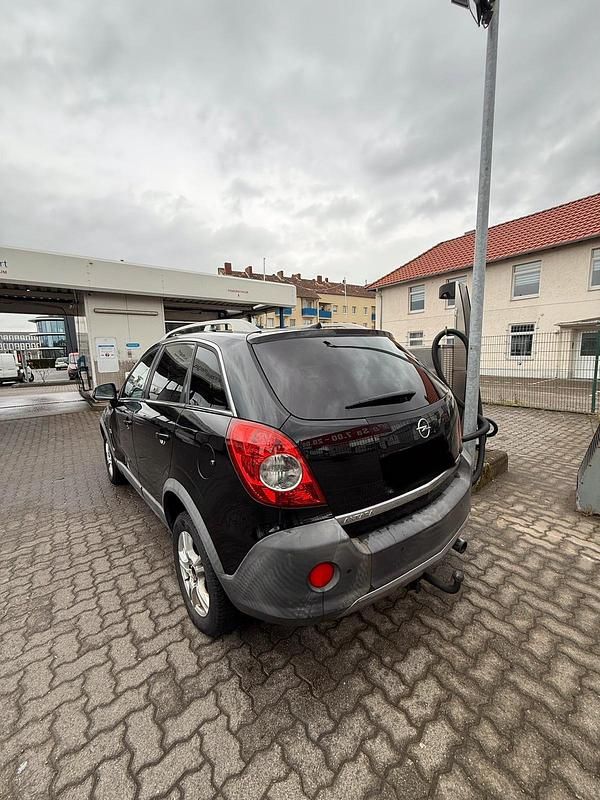 Gebraucht Opel Antara 140 PS (102 kW) 2009 Schwarz SUV