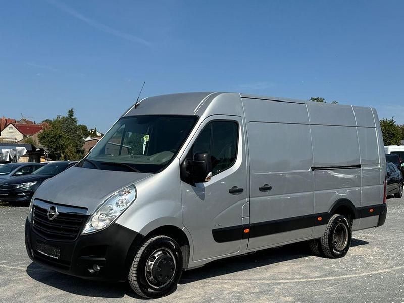 Gebraucht Opel Movano 150 PS (110 kW) 2014 Grau Van