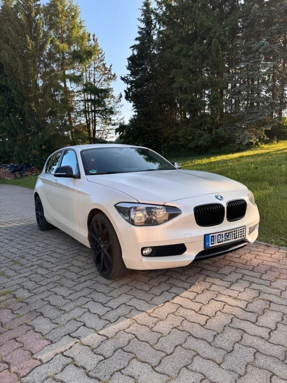 Weiß Gebraucht 2014 BMW 116 Kleinwagen | 6.500 € (Superpreis) - Bild 1/4