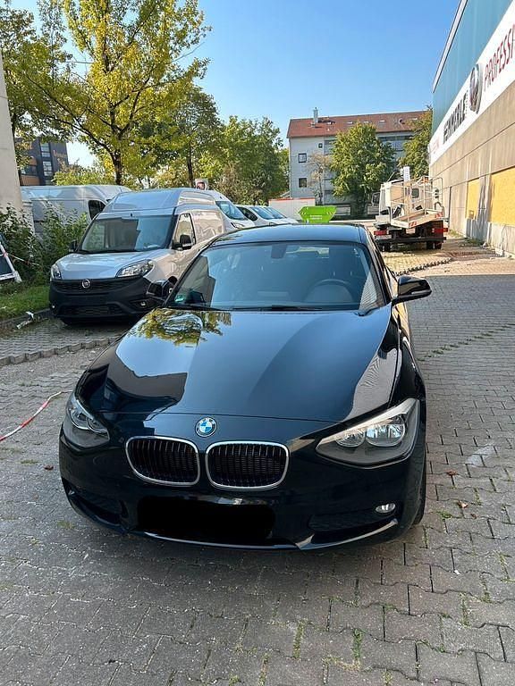 Gebraucht BMW 116 136 PS (100 kW) 2013 Schwarz Kleinwagen