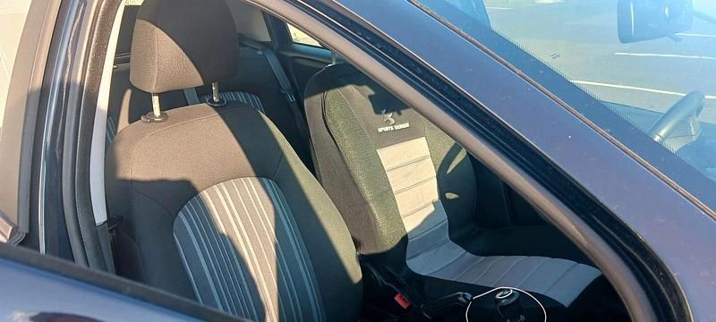 Gebraucht Fiat Grande Punto 77 PS (56 kW) 2011 Blau Kleinwagen