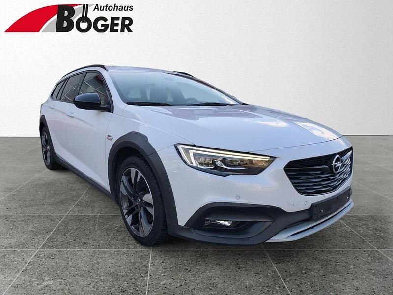 Gebraucht Opel Insignia Country Tourer Exklusiv 209 PS (153 kW) 2020 Abalone weiss (p3s) Kombi