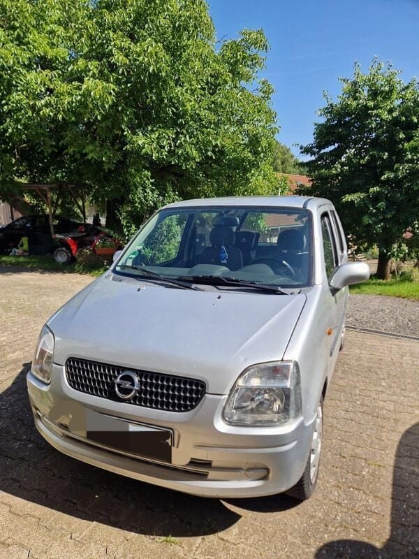 Silber Gebraucht 2002 Opel Agila Kleinwagen | 1.000 € (Guter Preis) - Bild 1/4