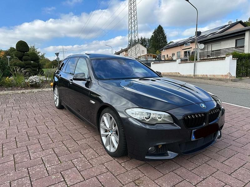 Grau Gebraucht 2012 BMW 535 M Sport Kombi | 13.500 € (Fairer Preis) - Bild 1/4