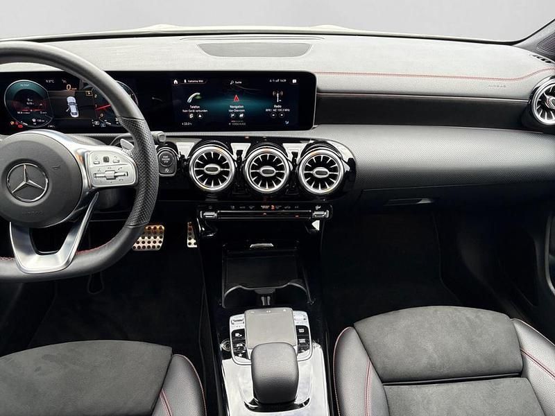 Gebraucht Mercedes CLA250 AMG 165 PS (121 kW) 2019 Unilack polarweiß Limousine