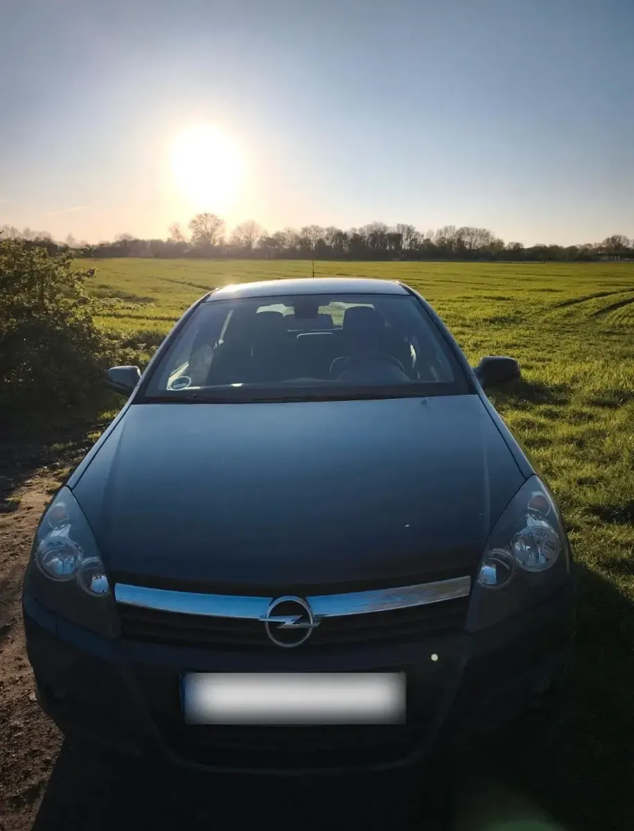 Gebraucht Opel Astra 140 PS (102 kW) 2007 Blau Kleinwagen