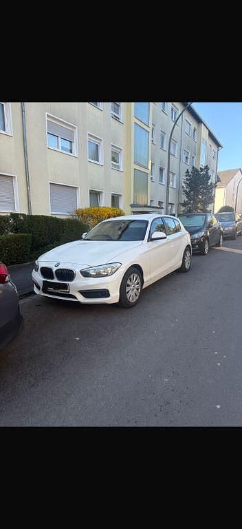 Gebraucht BMW 116 116 PS (85 kW) 2018 Weiß Kleinwagen