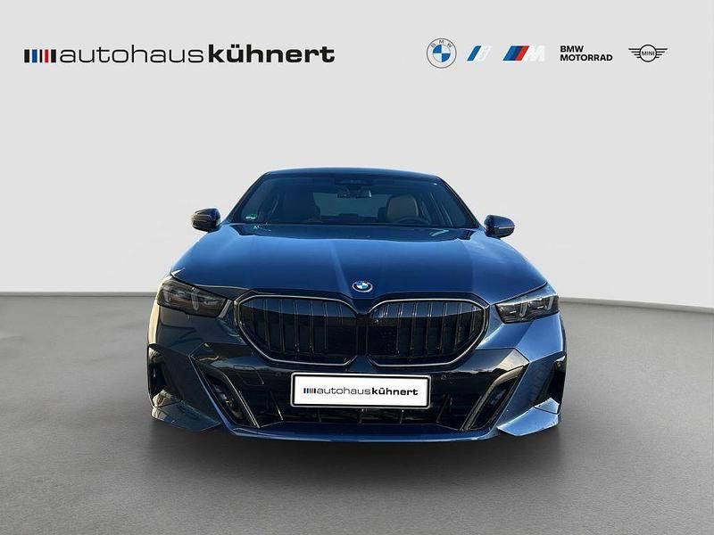 Gebraucht BMW 530e Performance 190 PS (139 kW) 2025 Phytonic blau Limousine
