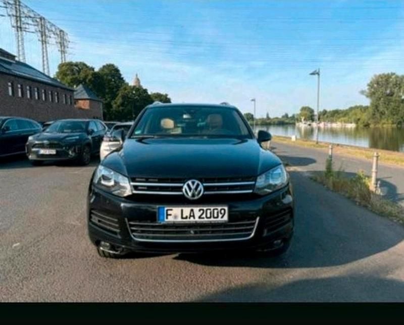 Schwarz Gebraucht 2013 VW Touareg SUV | 15.800 € (Fairer Preis) - Bild 1/4