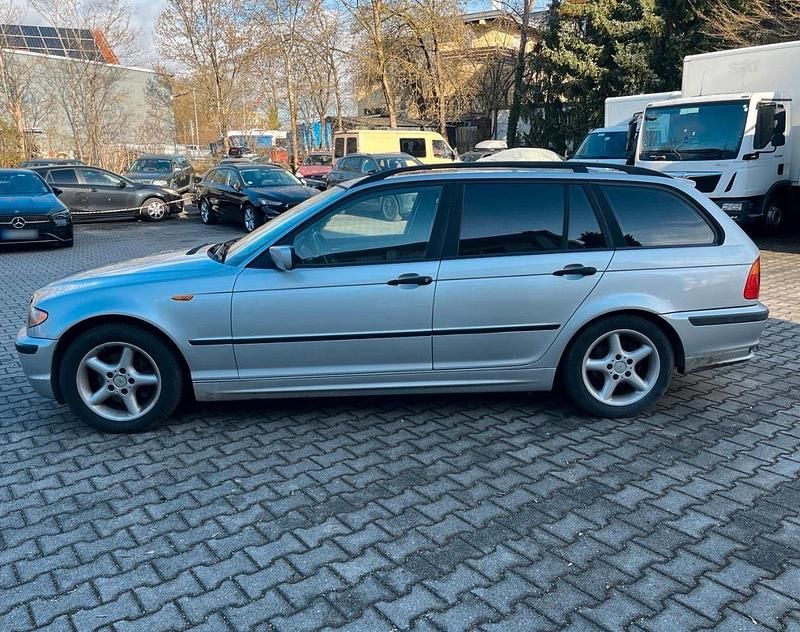 Gebraucht BMW 316 115 PS (84 kW) 2003 Silber Kombi