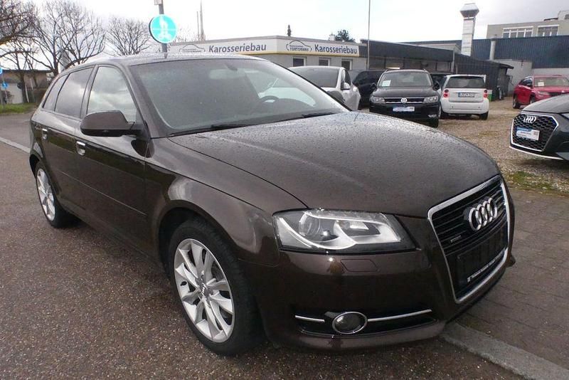Gebraucht Audi A3 Ambiente 200 PS (147 kW) 2010 Braun Kleinwagen