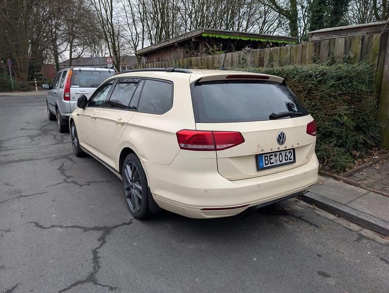 Gebraucht VW Passat Trendline 150 PS (110 kW) 2017 Andere farben Kombi