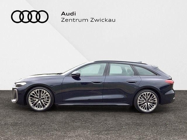 Gebraucht Audi A5 Edition .1 204 PS (150 kW) 2024 Firmamentblau metallic Kombi