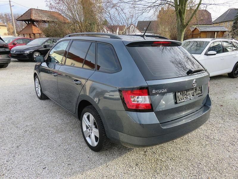 Gebraucht Skoda Fabia Cool Edition 90 PS (66 kW) 2016 Quarzgrau metallic Kombi