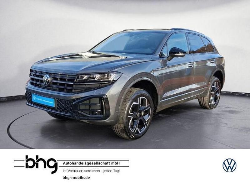 Siliziumgrau metallic Gebraucht 2025 VW Touareg R-line SUV | 69.990 € (Superpreis) - Bild 1/4