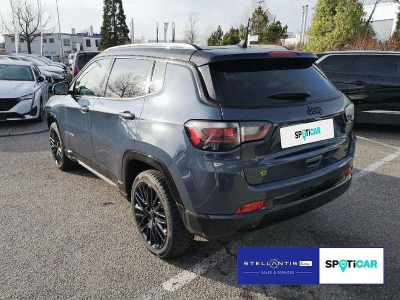 Gebraucht Jeep Compass 131 PS (96 kW) 2024 Blau SUV