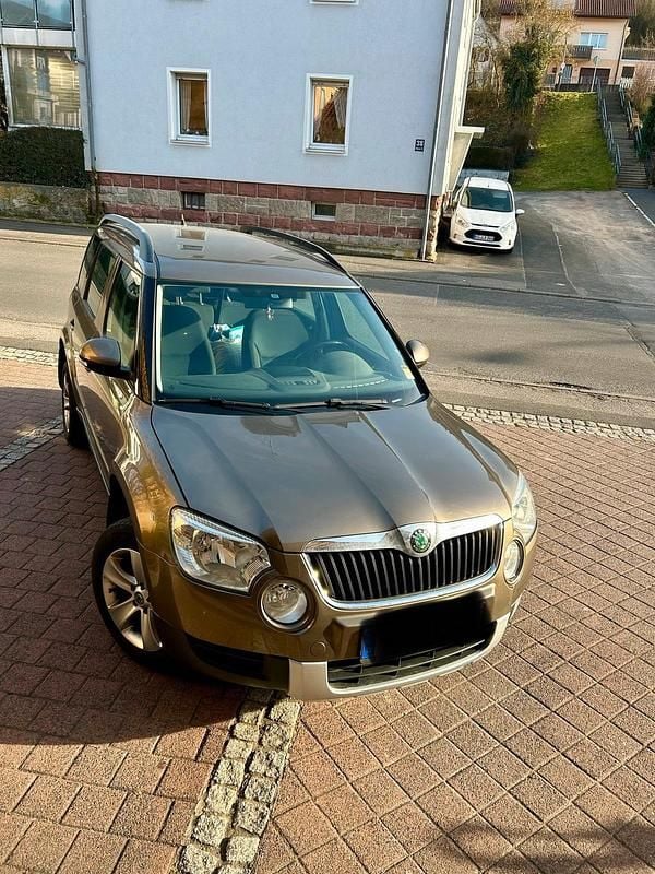 Gebraucht Skoda Yeti 160 PS (117 kW) 2009 Braun SUV