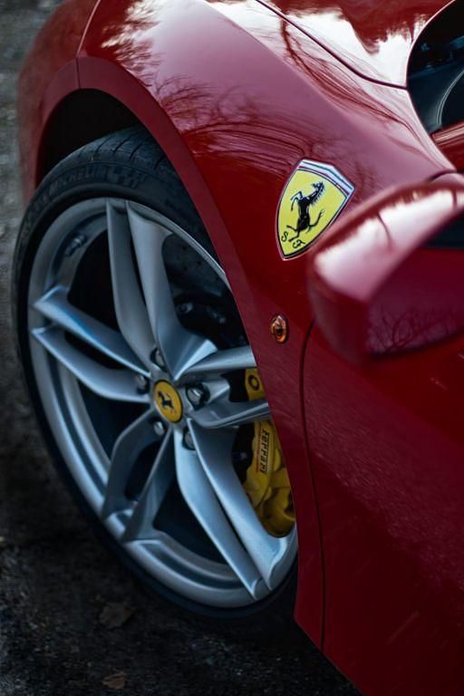 Gebraucht Ferrari 488 669 PS (492 kW) 2016 Rot Cabrio