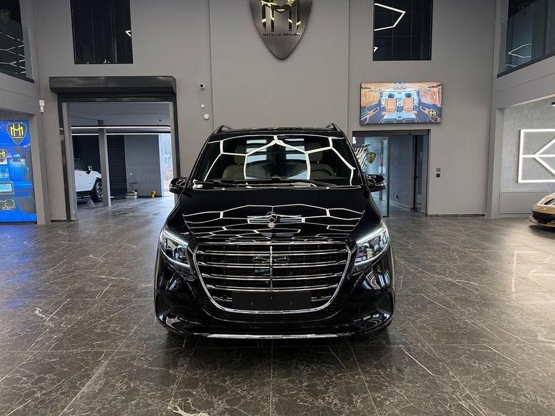 Neu Mercedes V300 Luxury 237 PS (174 kW) 2026 Schwarz Van / Kleinbus