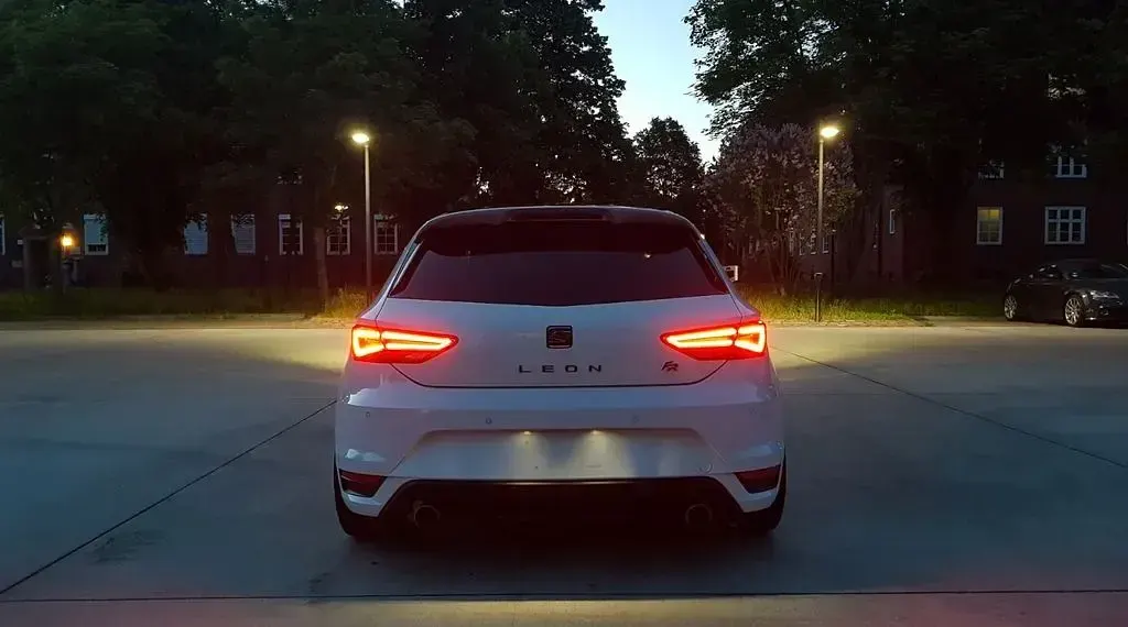 Gebraucht Cupra Leon 245 PS (180 kW) 2017 Weiß Limousine