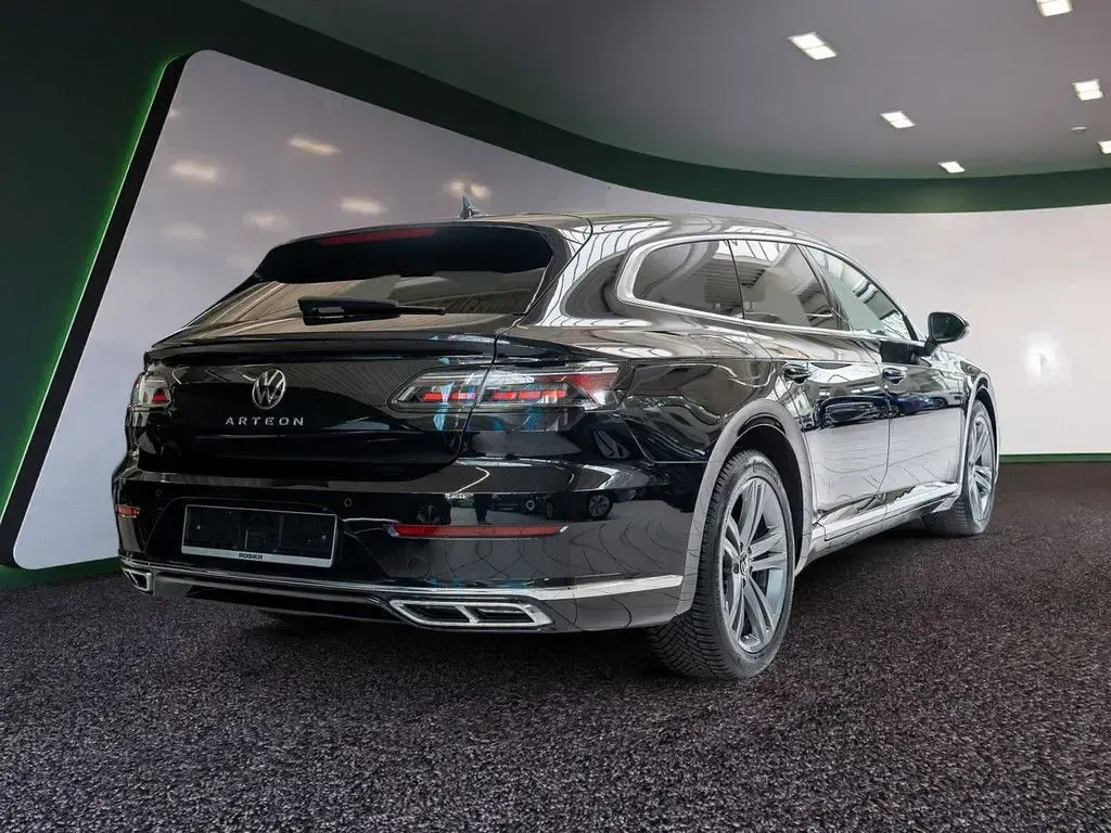 Gebraucht VW Arteon R-line 200 PS (147 kW) 2023 Schwarz / deep black (metallic) Kombi