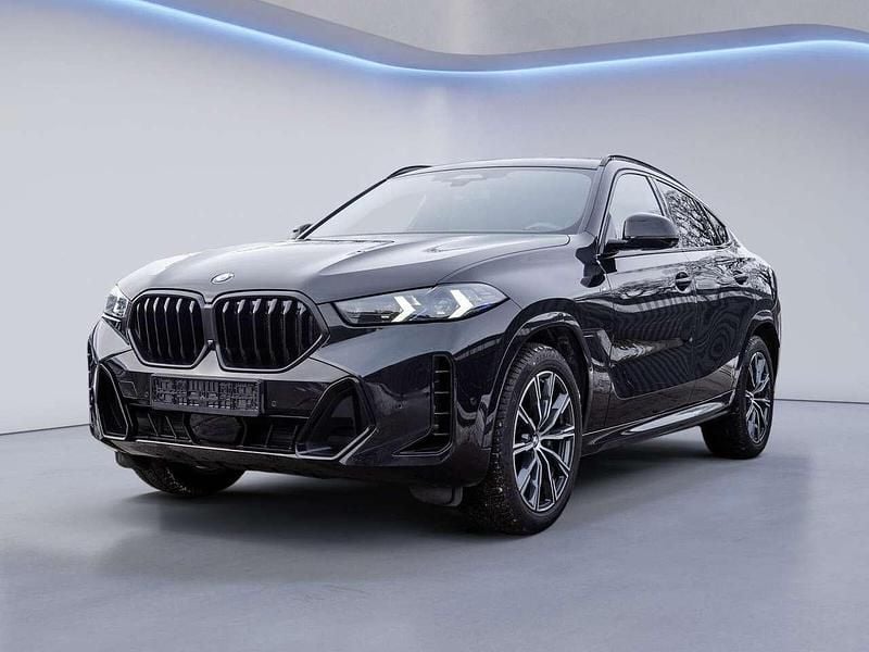 Gebraucht BMW X6 M Sport 352 PS (258 kW) 2024 Black sapphire SUV