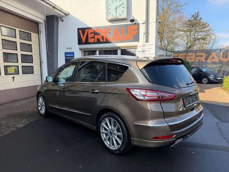 Gebraucht Ford S-MAX Vignale 209 PS (153 kW) 2017 Braun Van / Kleinbus