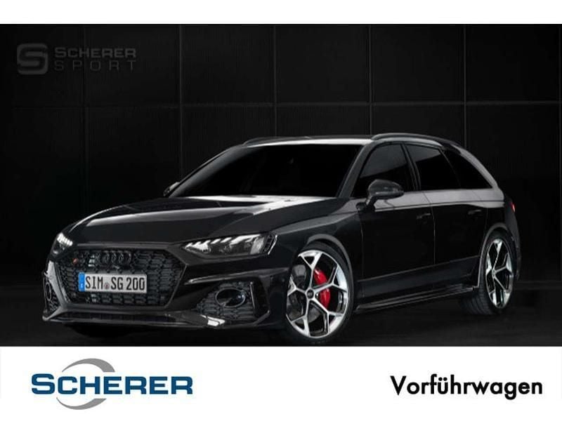 Mythosschwarz metallic (metallic) Gebraucht 2025 Audi RS4 Ambiente Kombi | 107.390 € - Bild 1/4