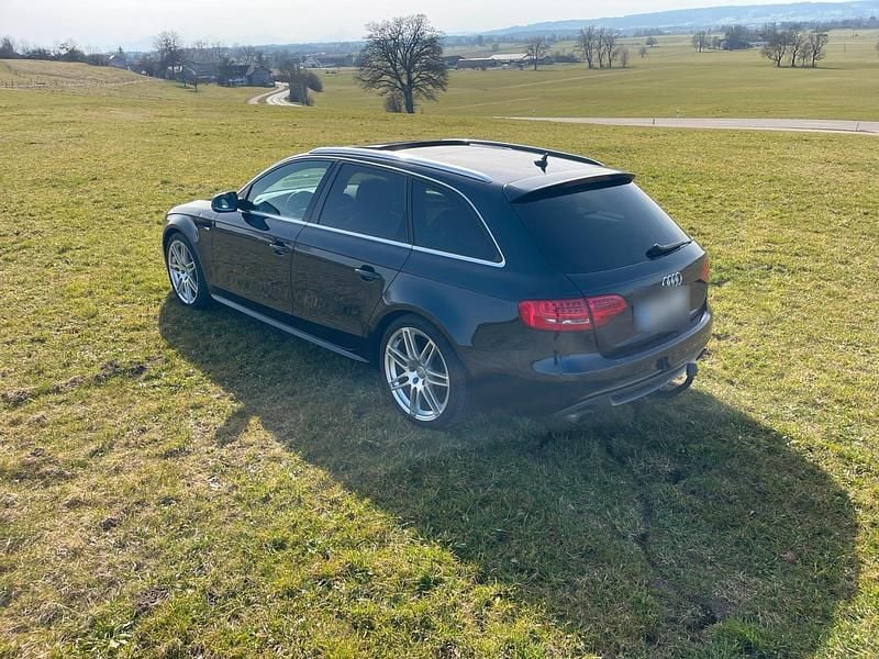 Gebraucht Audi A4 S-Line 211 PS (155 kW) 2010 Blau Kombi
