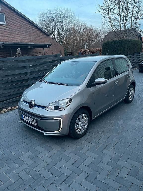 Gebraucht VW e-up! Style 61 kW (83 PS) 2022 Schwarz Kleinwagen