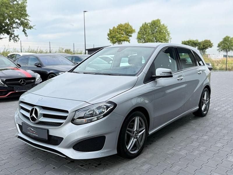 Polarsilber Gebraucht 2017 Mercedes B220 Van / Kleinbus | 18.950 € (Fairer Preis) - Bild 1/4