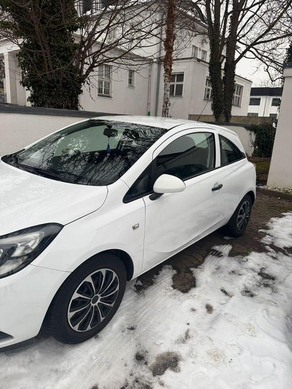 Gebraucht Opel Corsa Color Edition 90 PS (66 kW) 2015 Weiß Kleinwagen