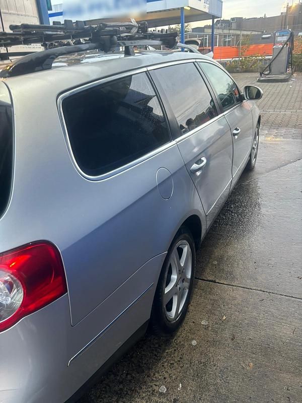 Gebraucht VW Passat 140 PS (102 kW) 2007 Silber Kombi