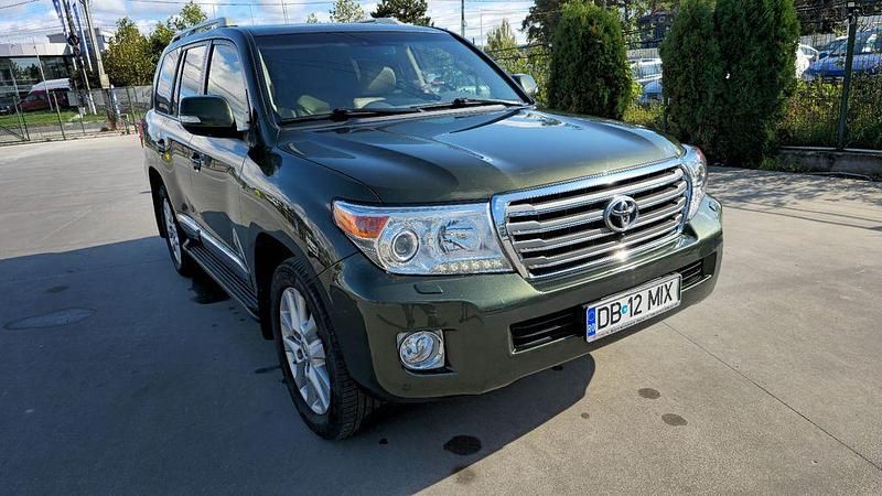 Gebraucht Toyota Land Cruiser Executive 272 PS (200 kW) 2015 Grün SUV